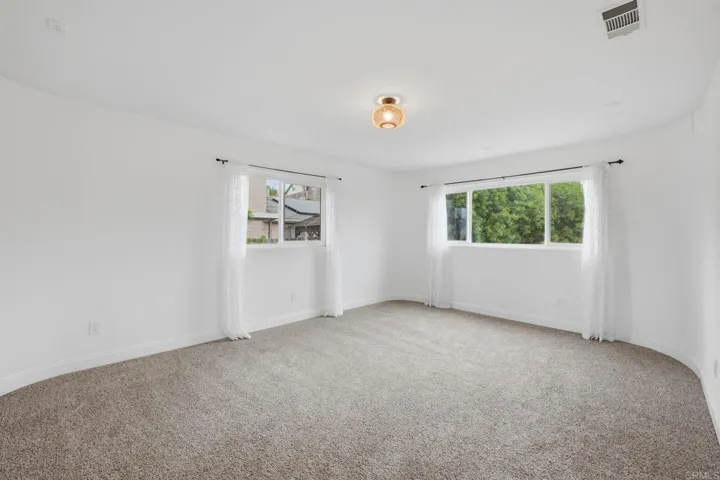 13104 Lakeview Granada Drive, Lakeside, California 92040