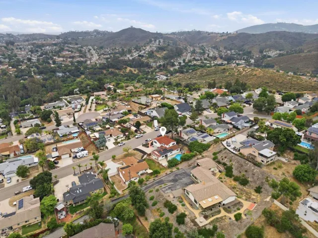 13104 Lakeview Granada Drive, Lakeside, California 92040
