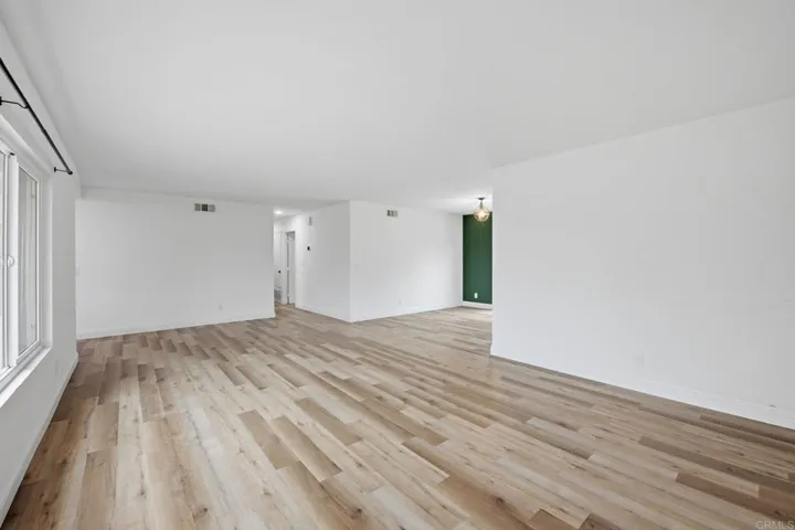 13104 Lakeview Granada Drive, Lakeside, California 92040
