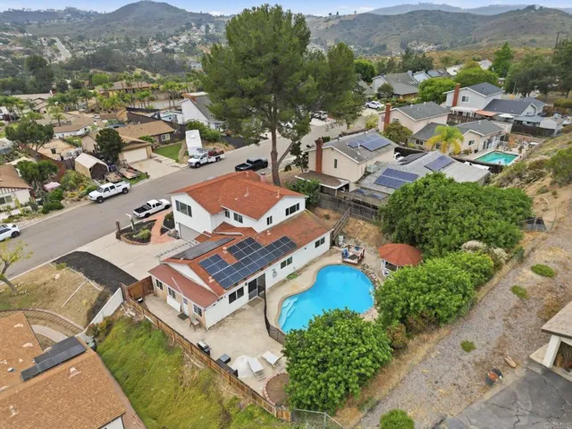 13104 Lakeview Granada Drive, Lakeside, California 92040