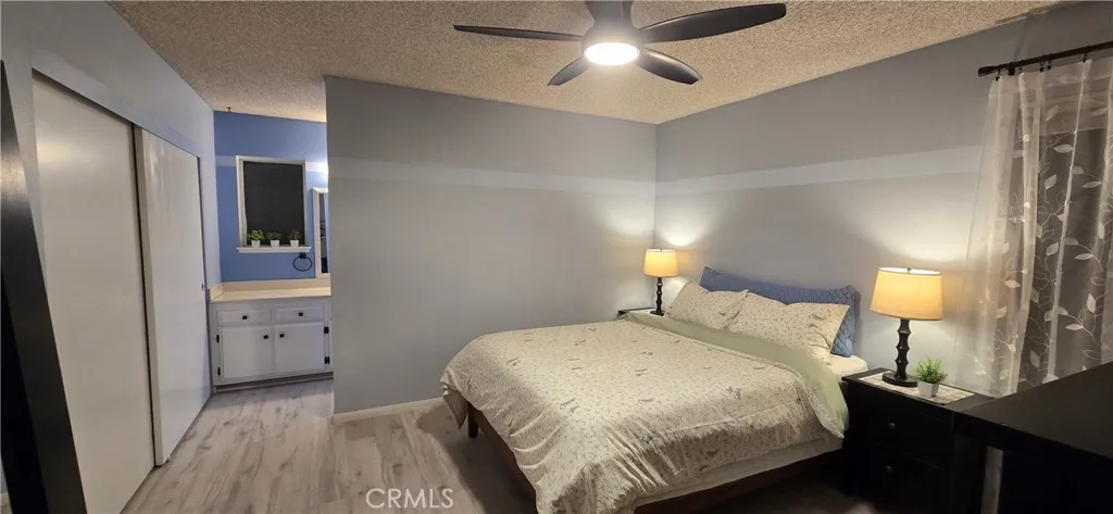 Master Bed_Night
