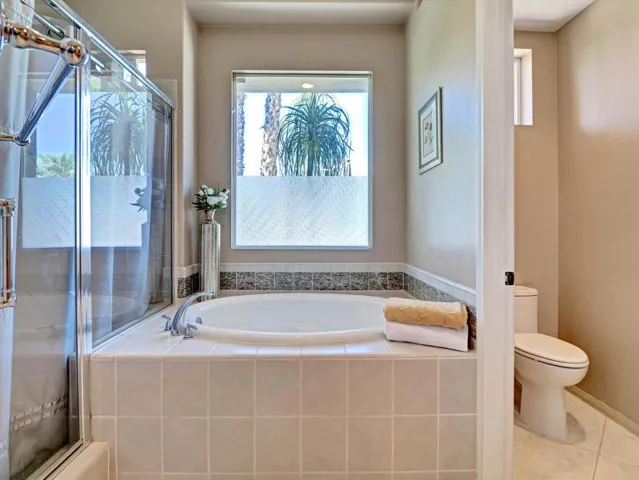 50-36 Vista Mirage Way-50
