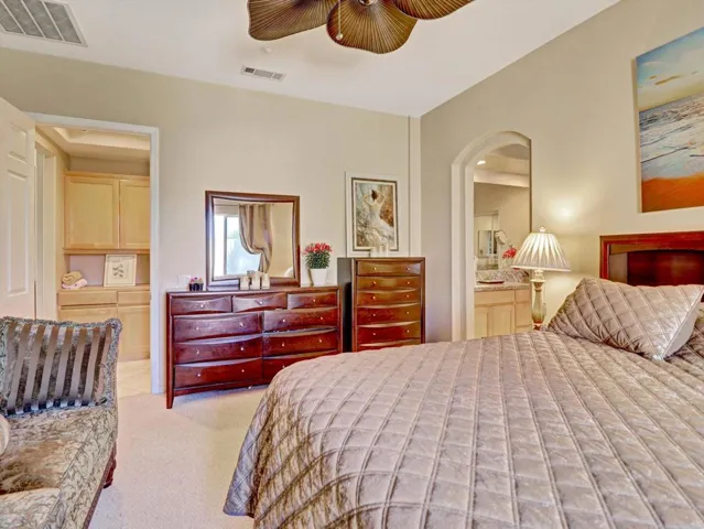 42-36 Vista Mirage Way-42