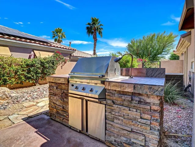 64-36 Vista Mirage Way-64