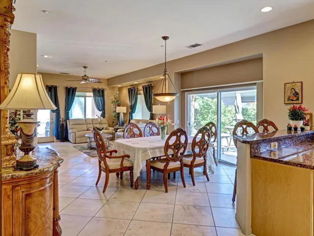 17-36 Vista Mirage Way-17