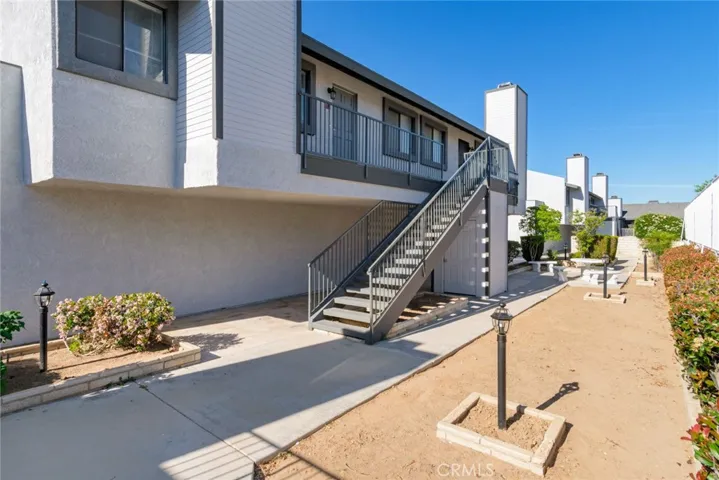 19087 Allegheny, Apple Valley, California 92307