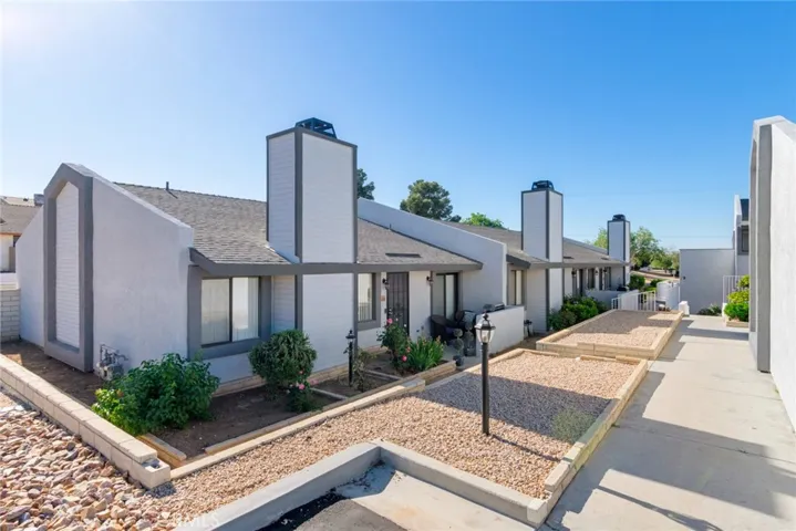 19087 Allegheny, Apple Valley, California 92307