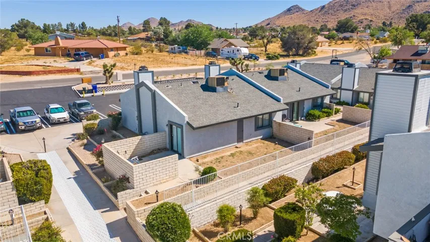 19087 Allegheny, Apple Valley, California 92307
