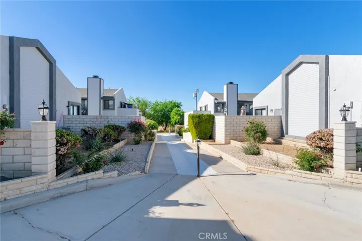 19087 Allegheny, Apple Valley, California 92307