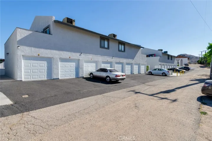 19087 Allegheny, Apple Valley, California 92307