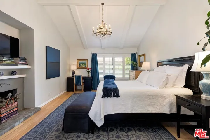 832 15th Street 4, Santa Monica, California 90403