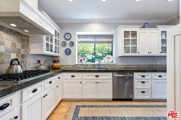 832 15th Street 4, Santa Monica, California 90403