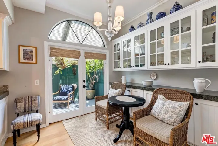 832 15th Street 4, Santa Monica, California 90403
