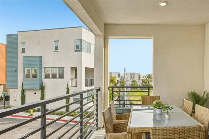 Model home photography used for representational purposes only and to inspire Design Studio selections.