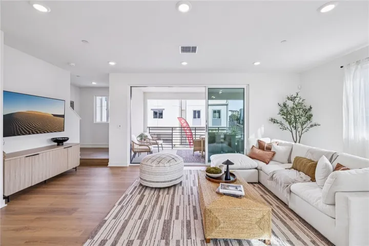 Model home photography used for representational purposes only and to inspire Design Studio selections.
