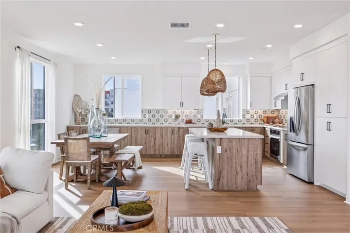 Model home photography used for representational purposes only and to inspire Design Studio selections.