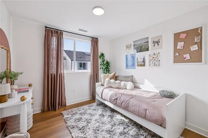 Model home photography used for representational purposes only and to inspire Design Studio selections.