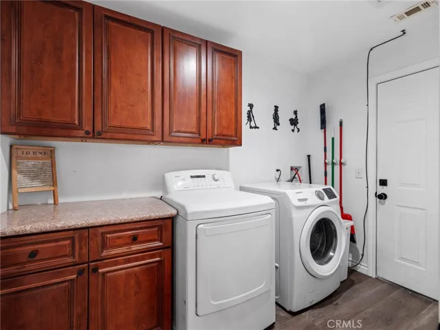 13966 Driftwood, Victorville, California 92395