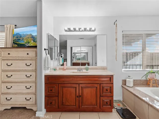 13966 Driftwood, Victorville, California 92395
