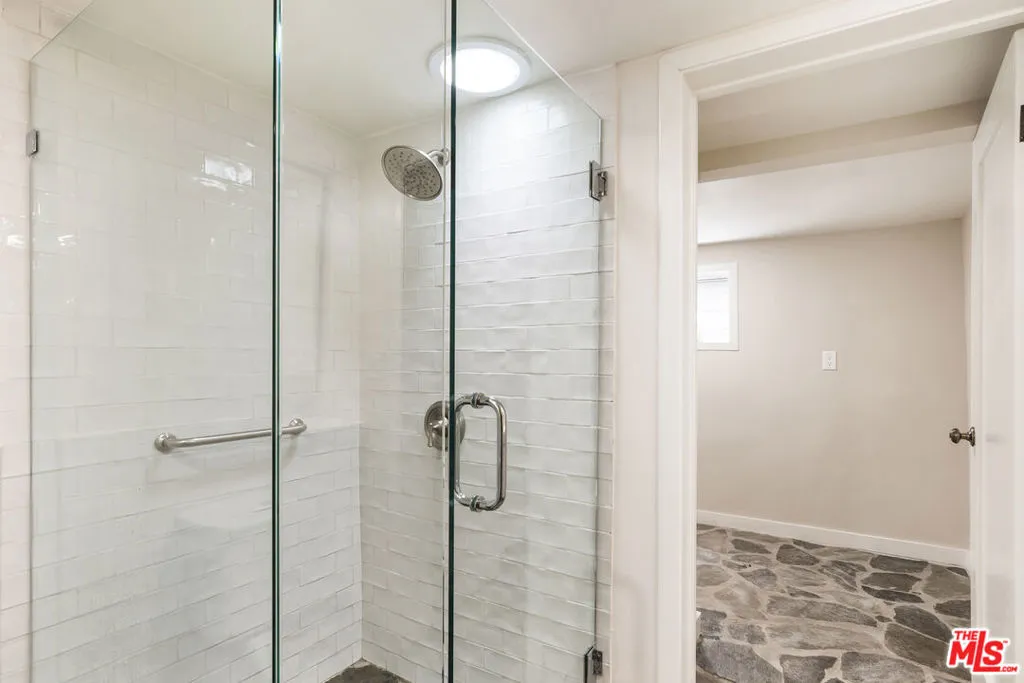 Level 1 - Bathroom 2