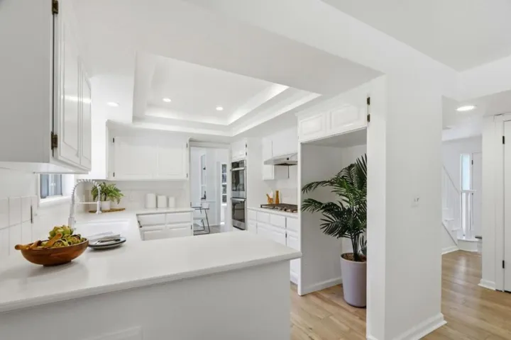 17391 E Vineland Avenue, Los Gatos, California 95030
