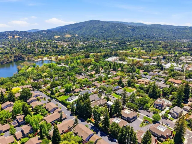 17391 E Vineland Avenue, Los Gatos, California 95030