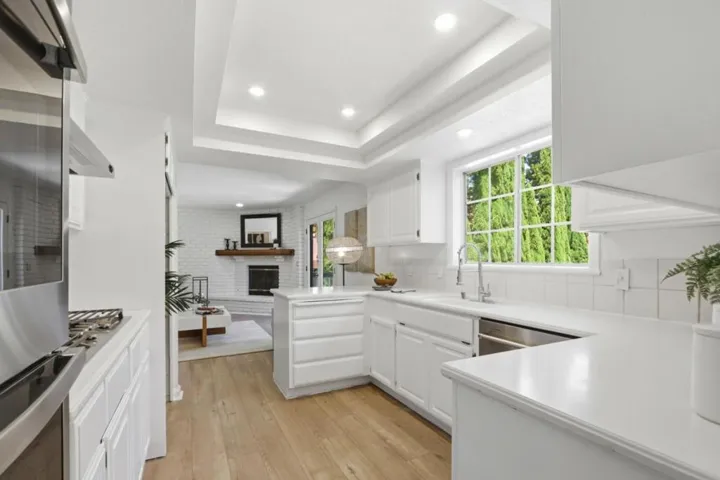 17391 E Vineland Avenue, Los Gatos, California 95030