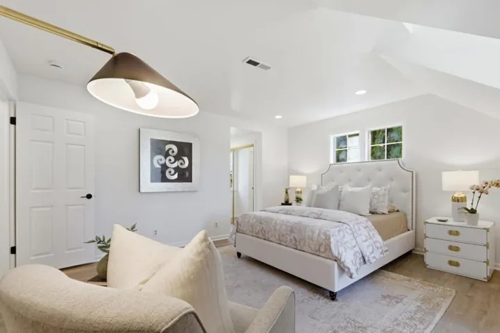 17391 E Vineland Avenue, Los Gatos, California 95030