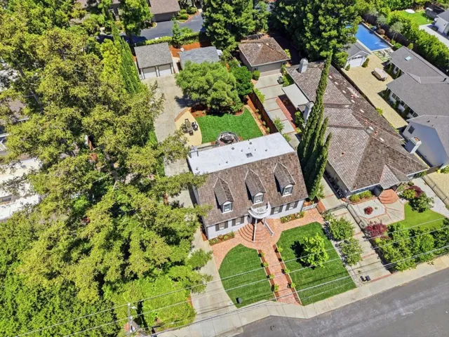 17391 E Vineland Avenue, Los Gatos, California 95030