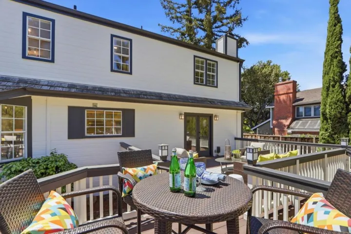 17391 E Vineland Avenue, Los Gatos, California 95030