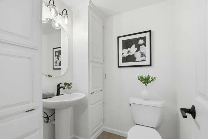 17391 E Vineland Avenue, Los Gatos, California 95030