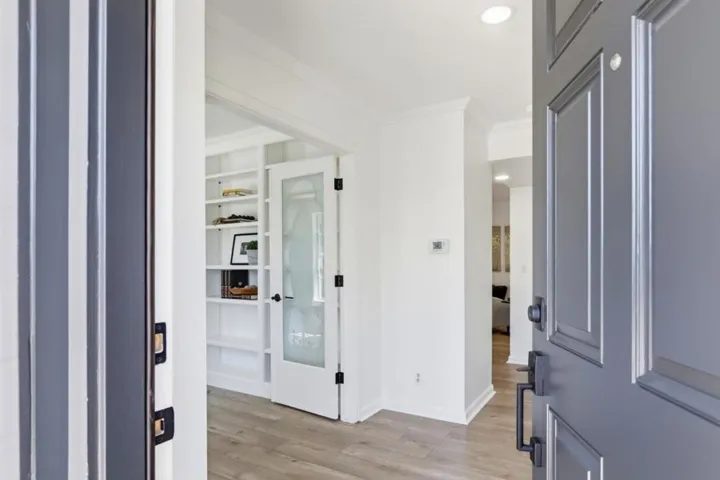 17391 E Vineland Avenue, Los Gatos, California 95030