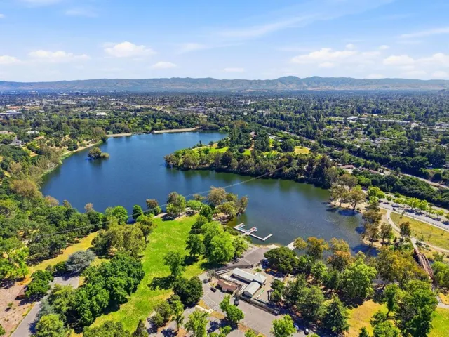 17391 E Vineland Avenue, Los Gatos, California 95030