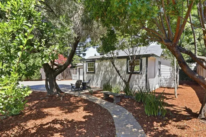 17391 E Vineland Avenue, Los Gatos, California 95030
