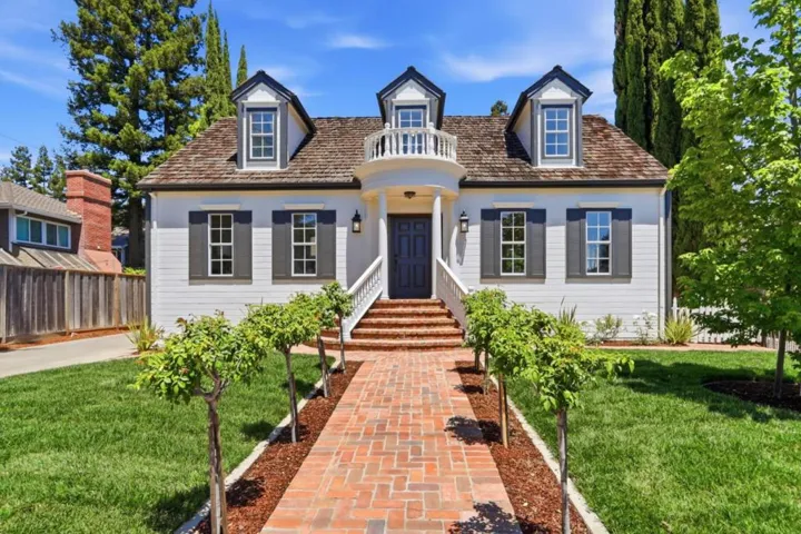 17391 E Vineland Avenue, Los Gatos, California 95030