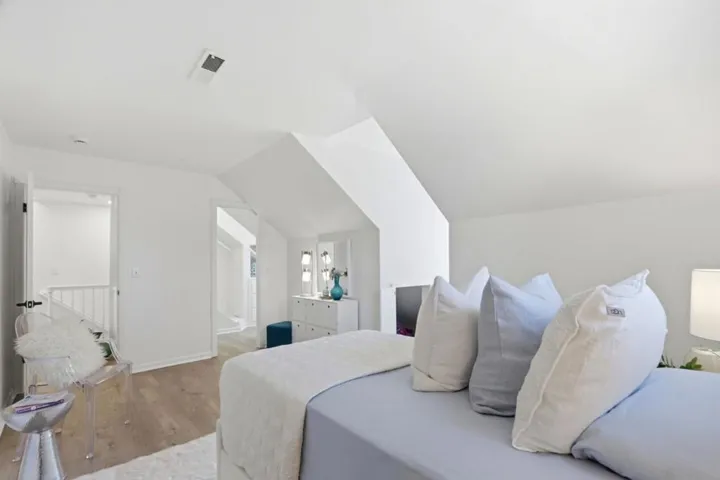 17391 E Vineland Avenue, Los Gatos, California 95030