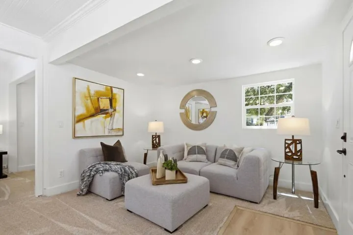 17391 E Vineland Avenue, Los Gatos, California 95030