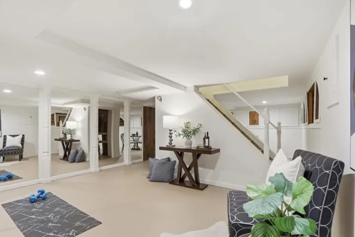 17391 E Vineland Avenue, Los Gatos, California 95030