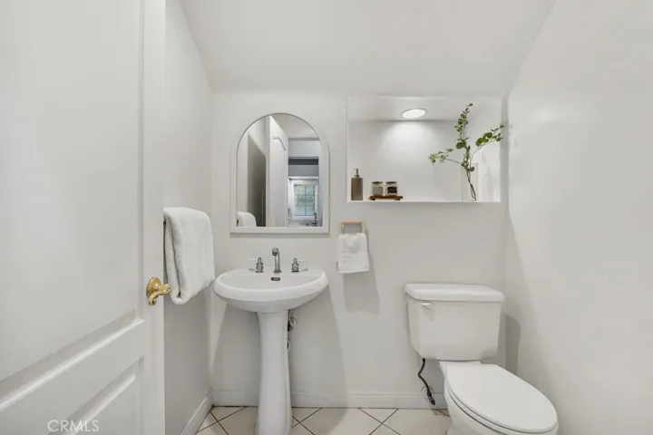 4520 Pennsylvania Avenue 137, La Crescenta, California 91214