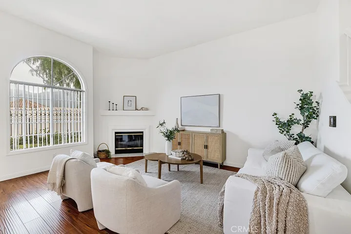 4520 Pennsylvania Avenue 137, La Crescenta, California 91214