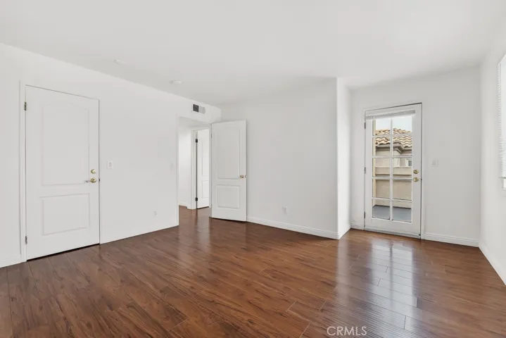 4520 Pennsylvania Avenue 137, La Crescenta, California 91214