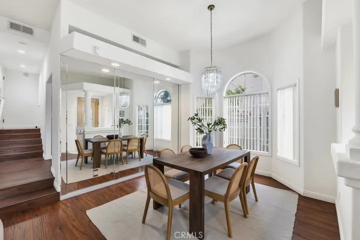 4520 Pennsylvania Avenue 137, La Crescenta, California 91214
