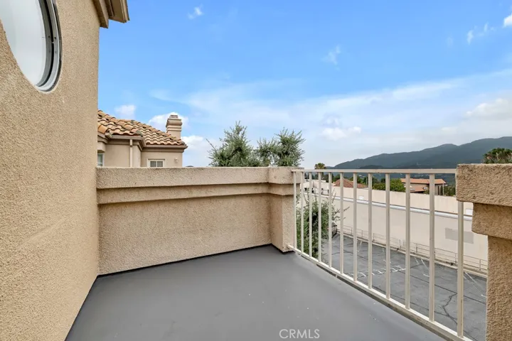 4520 Pennsylvania Avenue 137, La Crescenta, California 91214