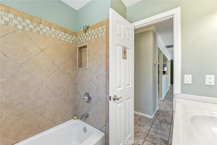 590 N Hemet Street, Hemet, California 92544