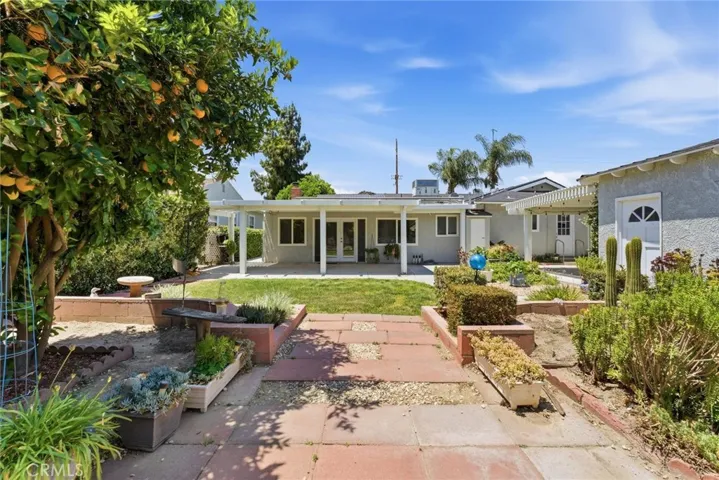 590 N Hemet Street, Hemet, California 92544