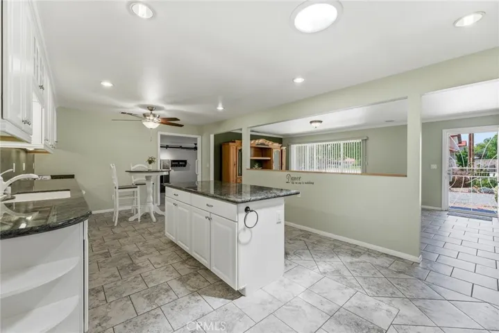 590 N Hemet Street, Hemet, California 92544
