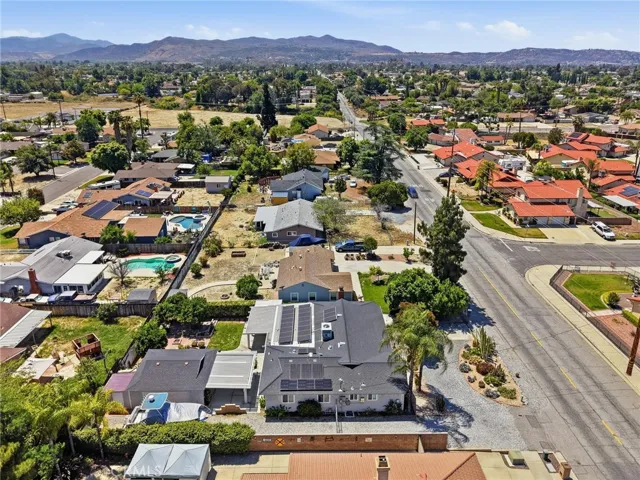 590 N Hemet Street, Hemet, California 92544