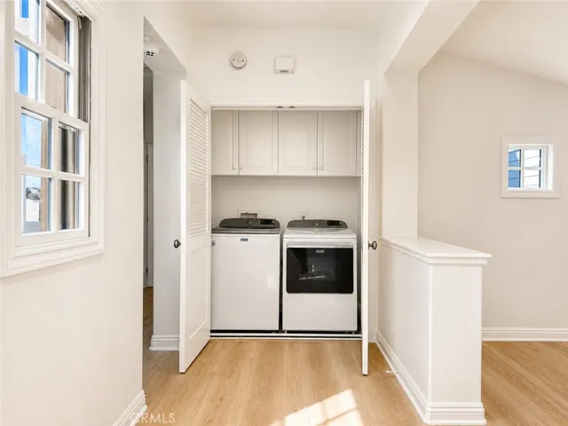 Hallway/Laundry Room