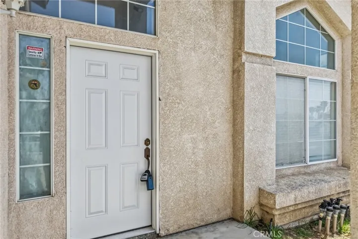 2428 W Calle Celeste, Rialto, California 92377
