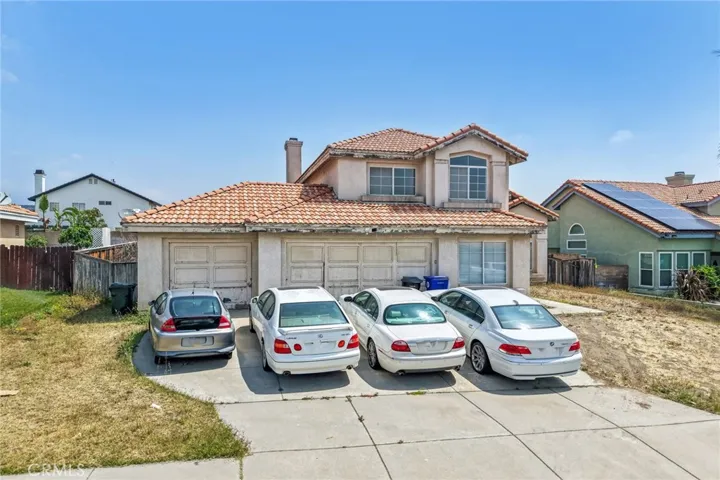 2428 W Calle Celeste, Rialto, California 92377